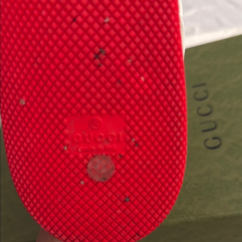Gucci White and Green High-Top Sneakers with GG Canvas - Picture 4 of 9